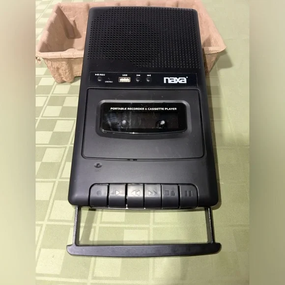 Nava NPB 300 Digital Cassette Converter & Recorder - Picture 8 of 8